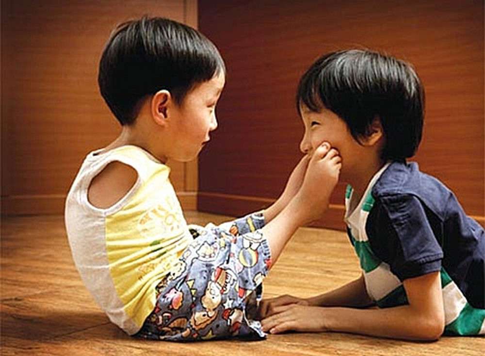 Trẻ em khiếm khuyết về tư thế